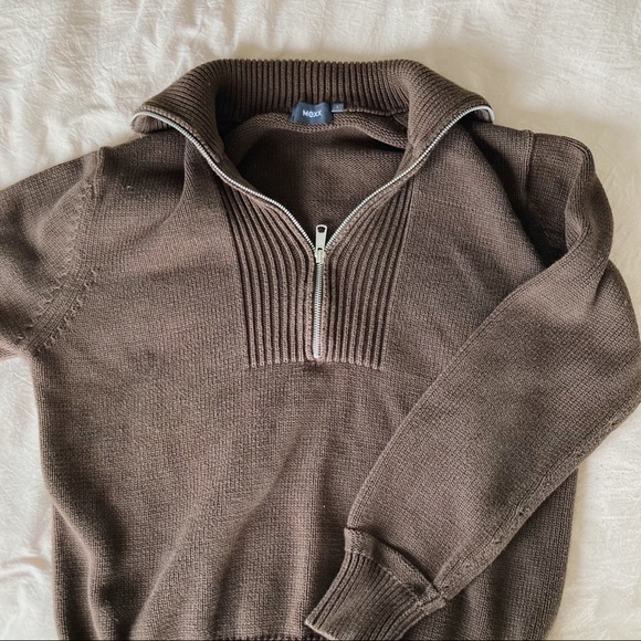 SOLD 🌼 Brown Mexx 3 quarter zip - Picture 5 of 5